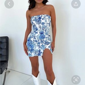 That’s So Fetch Blue Floral Dress